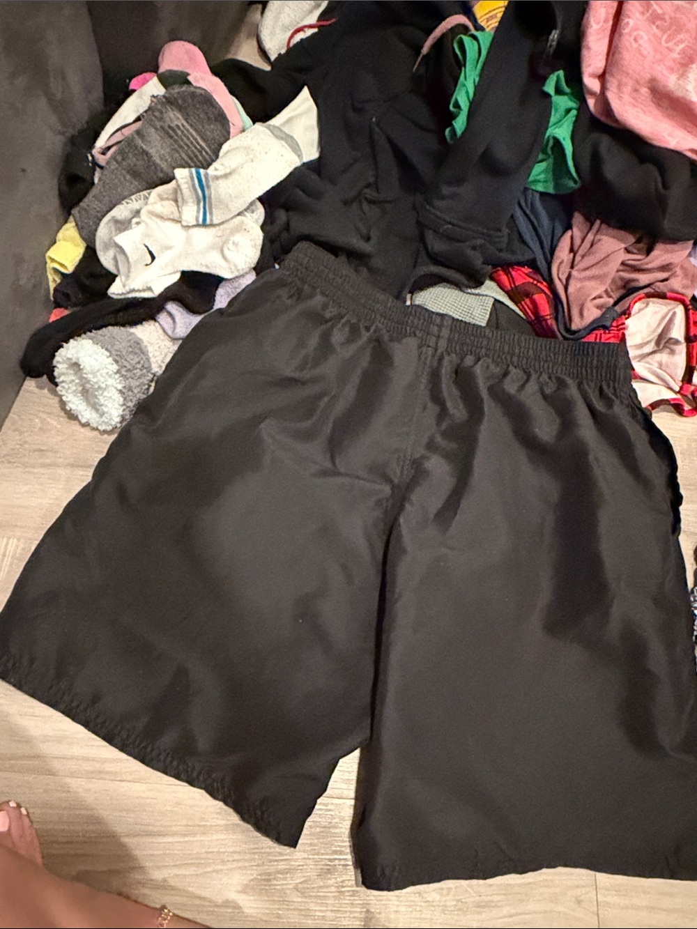 Nike Black men’s Athletic Shorts with White Swoosh - Picture 5 of 5